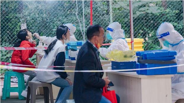 重庆四区75%新增感染者在社会面发现